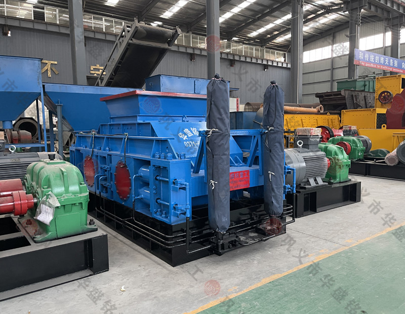 液壓對輥制沙機(jī)一臺設(shè)備賣多少